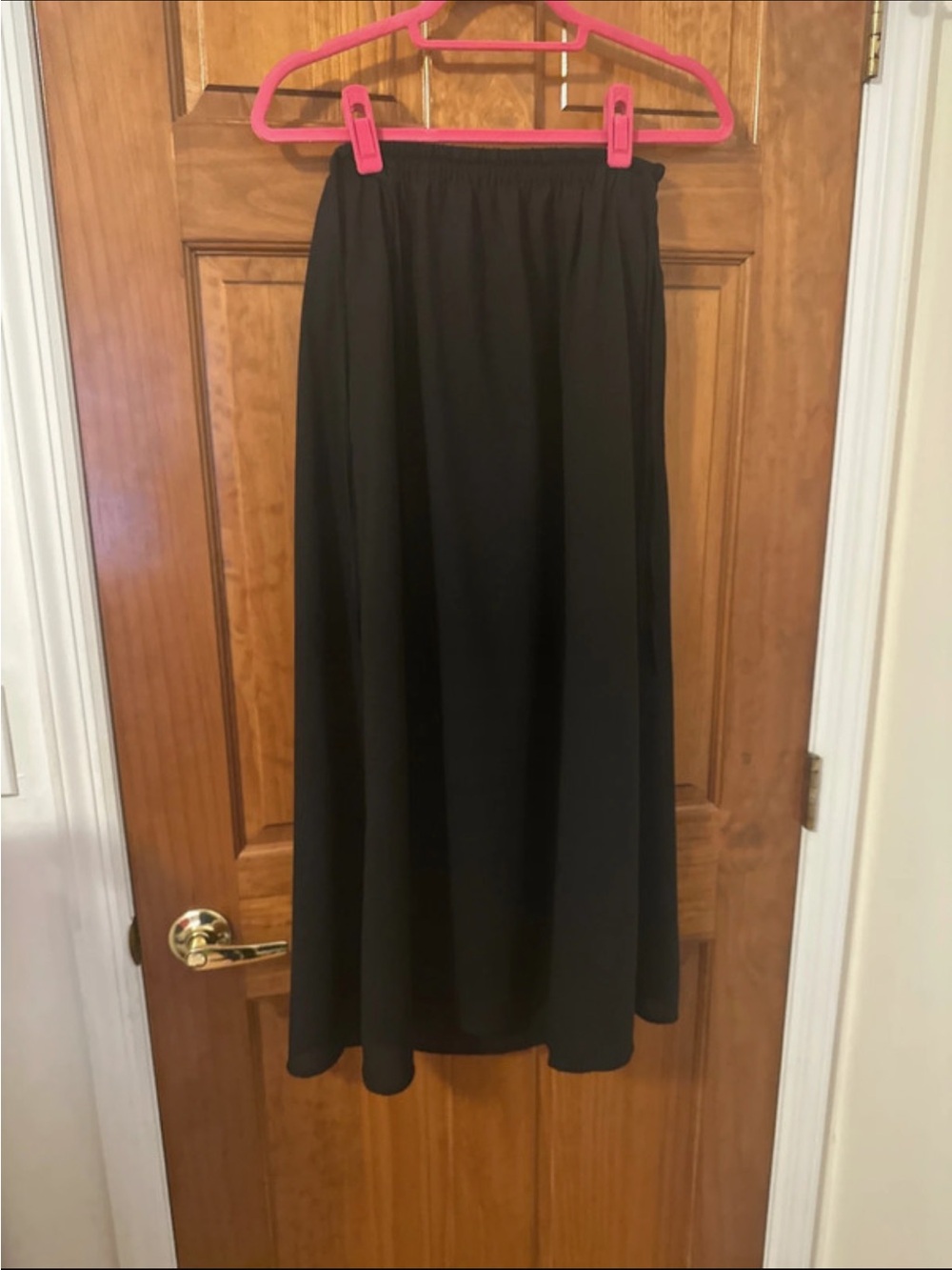 Uniqlo Black Elastic Waist Maxi Skirt